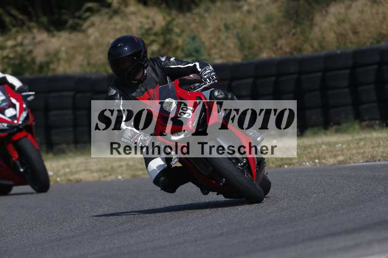 Archiv-2023/28 05.06.2023 Moto Club Anneau du Rhin/blanc-novice/39